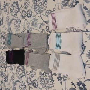 NEW 7 PAIRS CREW SOCKS